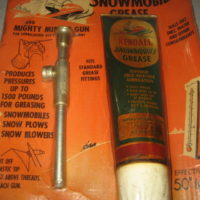 Kendall Snowmobile Grease and Nozzle
